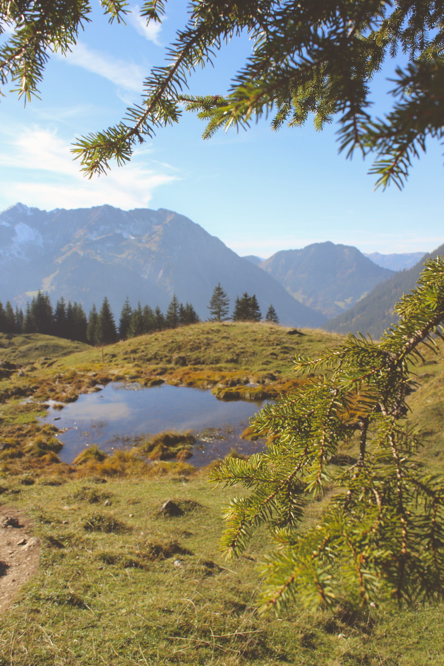 ITB Globetrotter - Hiking To Willers Alp 