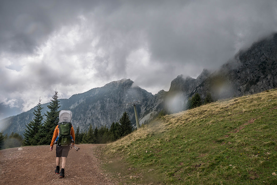 Wandern Meran 2000 - A Tasty Hike - Wanderung Kesselberg Huette - Regen