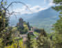A Tasty Hike - Dorf Tirol Wandern - Suedtirol - Schloss Tirol von oben