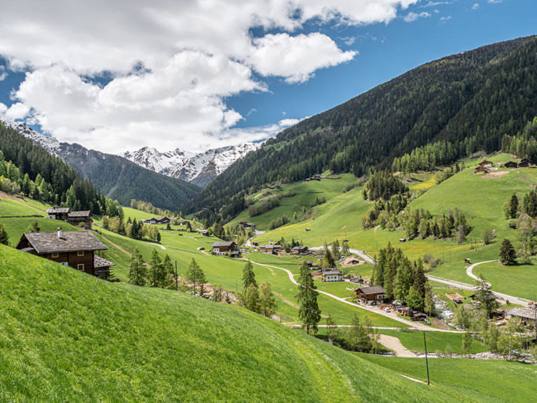 Ultental Südtirol - Ultental Wandern - Ultner Höfeweg + Urlärchen