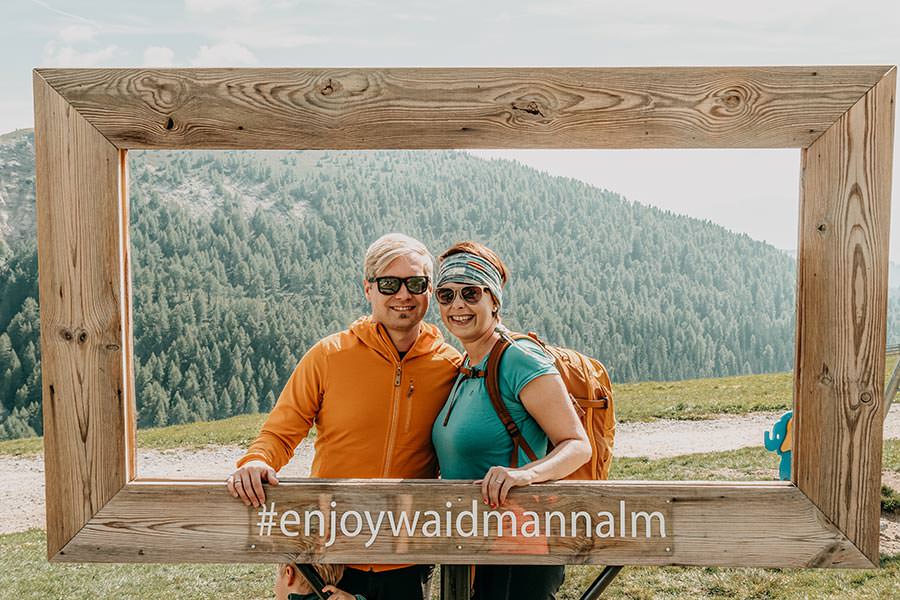 A Tasty Hike - Meran 2000 - Waidmann Alm und Kirchsteiger Alm - Genusswanderung - Waidmann Alm Rahmen